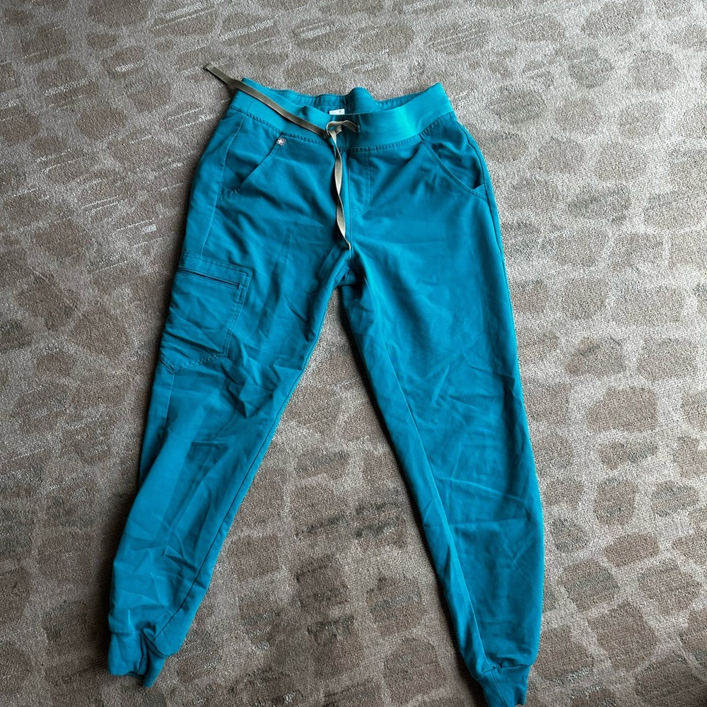 Figs Blue Jogger Sweatpants with Tapered Leg Design